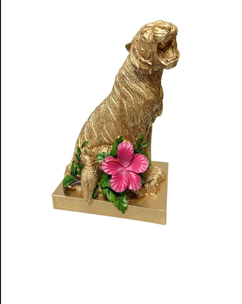 Resin Gold Tiger W/Flower